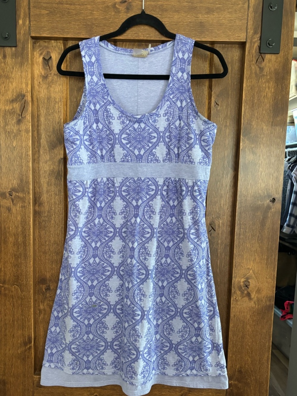Athleta lavender Patterned Sleeveless dress in size medium
